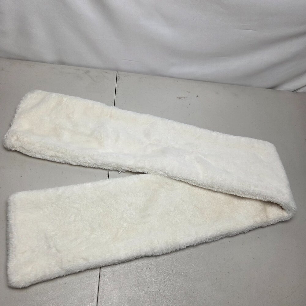 Sprigs Faux Fur Scarf w/ Pocket Ivory Off-White 100% Polyester Super Soft